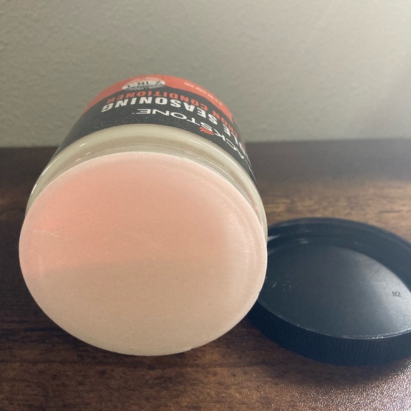 Blackstone Griddle Seasoning & Cast Iron Conditioner - Picture 3 of 3